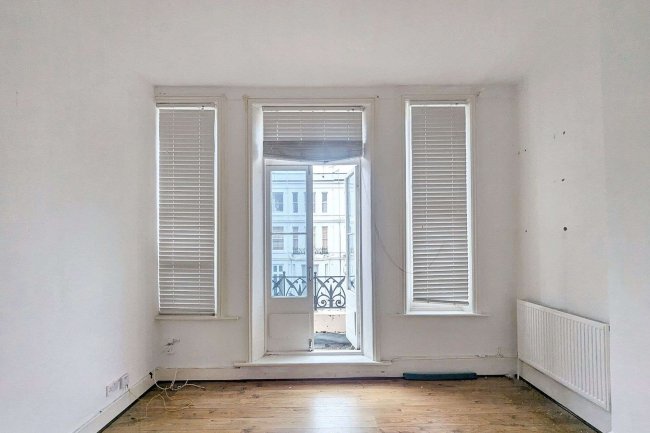 Flat 9, 52 Longridge Road, Earls Court, London, SW5 9SH 7