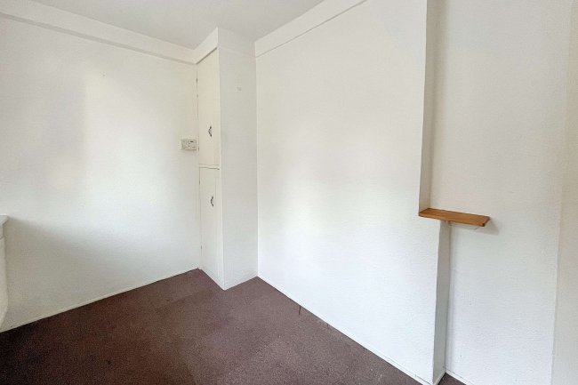 68 Woodstock Way, Mitcham, CR4 1BB 1