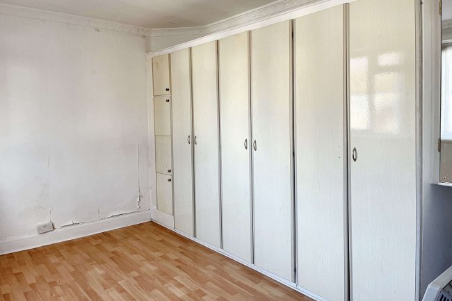 68 Woodstock Way, Mitcham, CR4 1BB 1