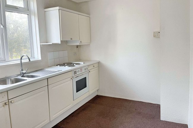 68 Woodstock Way, Mitcham, CR4 1BB 1