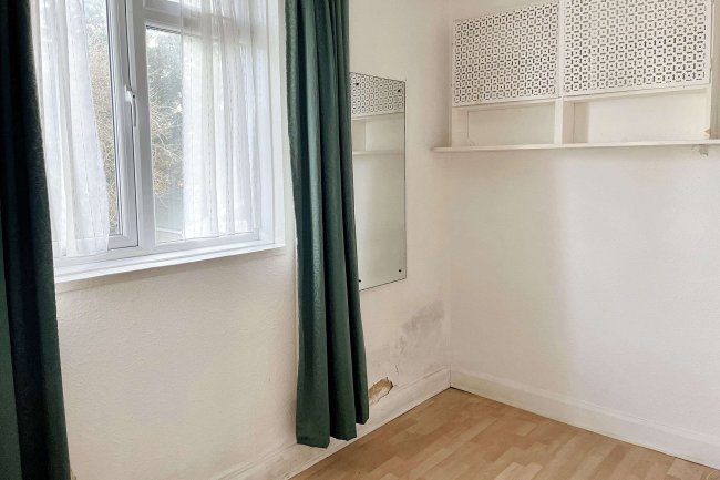 68 Woodstock Way, Mitcham, CR4 1BB 1