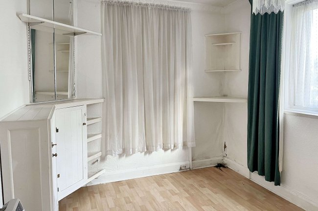 68 Woodstock Way, Mitcham, CR4 1BB 1