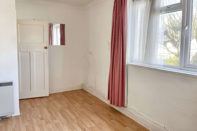 68 Woodstock Way, Mitcham, CR4 1BB 1