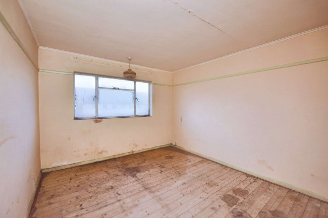 9 Mulberry Avenue, Colchester, Essex, CO2 8RZ 8