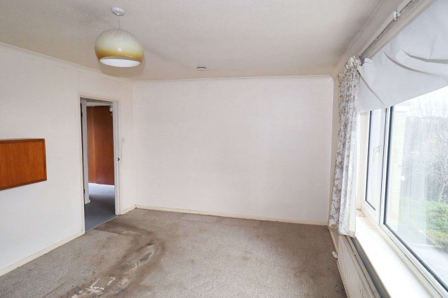 31 Thorndale Rise, Bradford, BD2 1NU 10