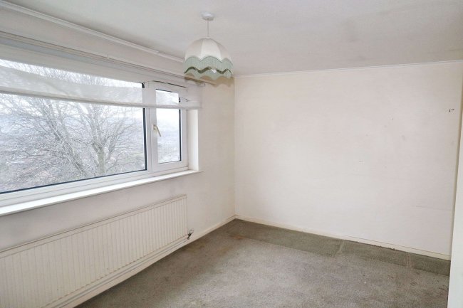 31 Thorndale Rise, Bradford, BD2 1NU 10