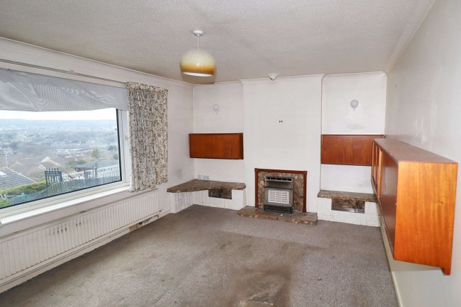 31 Thorndale Rise, Bradford, BD2 1NU 10