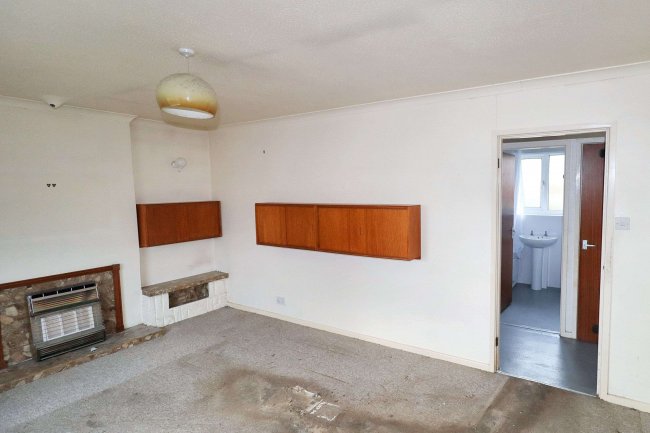 31 Thorndale Rise, Bradford, BD2 1NU 10