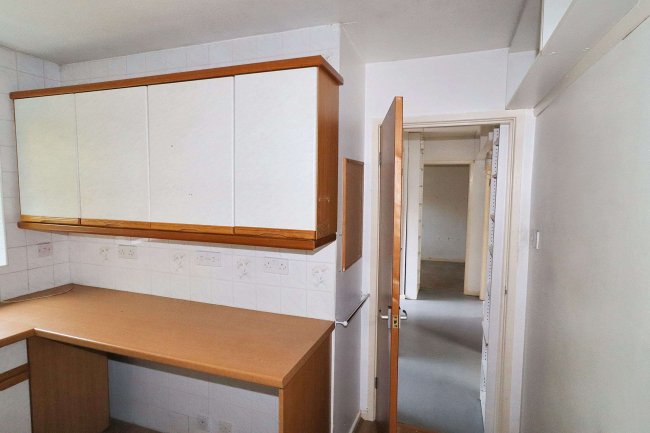 31 Thorndale Rise, Bradford, BD2 1NU 10