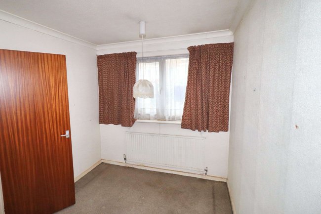 31 Thorndale Rise, Bradford, BD2 1NU 10