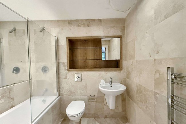 Apartment 4, 58 Close, Newcastle Upon Tyne, NE1 3RJ 7