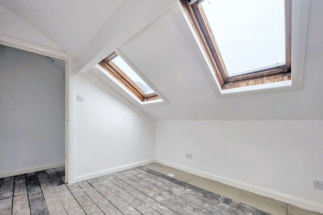 17b Derwent Street, Chopwell, Gateshead, NE17 7HU 9