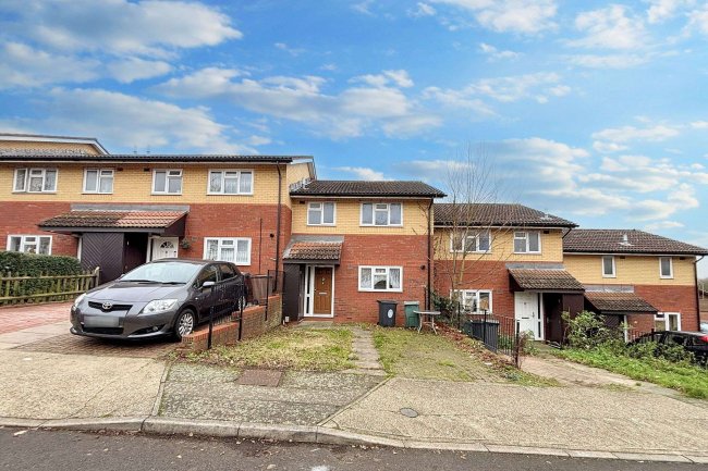 4 Sandpiper Close, Walthamstow, London,  E17 5SP 3