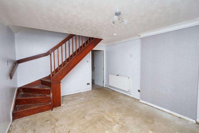 111 Grove Road, Romford, Essex, RM6 4PE 7