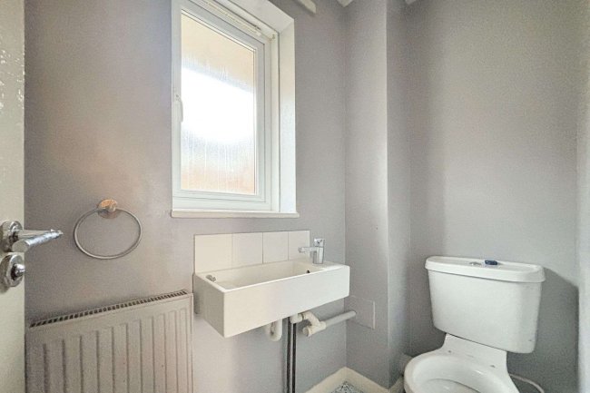 26 Travers Close, Walthamstow, London, E17 5PT 4