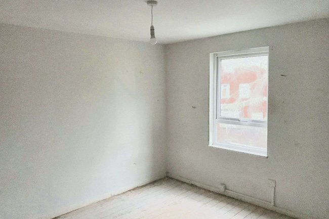 12 Ampers End, Basildon, Essex, SS14 1PP 6