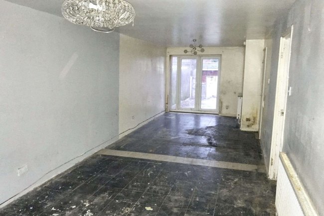 12 Ampers End, Basildon, Essex, SS14 1PP 6