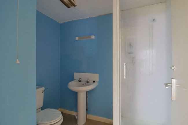 13 The Halve, Trowbridge, Wiltshire, BA14 8SD 7