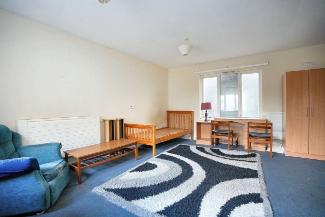 13 The Halve, Trowbridge, Wiltshire, BA14 8SD 7