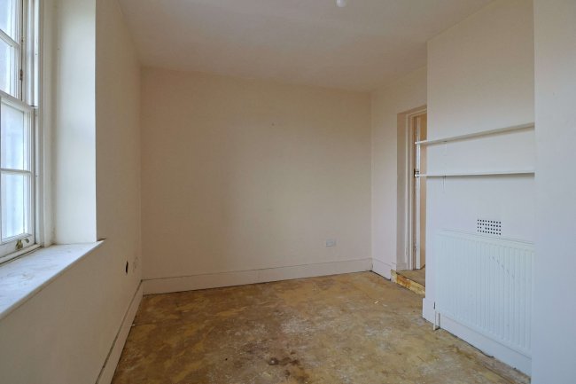 13 The Halve, Trowbridge, Wiltshire, BA14 8SD 7