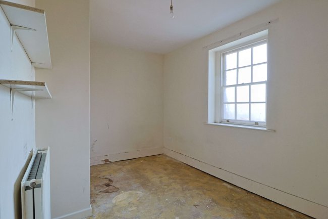 13 The Halve, Trowbridge, Wiltshire, BA14 8SD 7