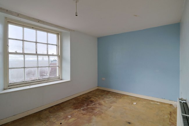 13 The Halve, Trowbridge, Wiltshire, BA14 8SD 7