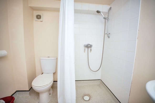 14 The Halve, Trowbridge, Wiltshire BA14 8SD 6