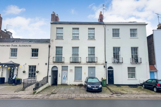 24 High Street, Cheltenham, Gloucestershire, GL50 1DZ 3