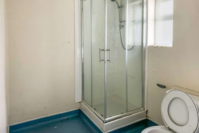 24 High Street, Cheltenham, Gloucestershire, GL50 1DZ 3