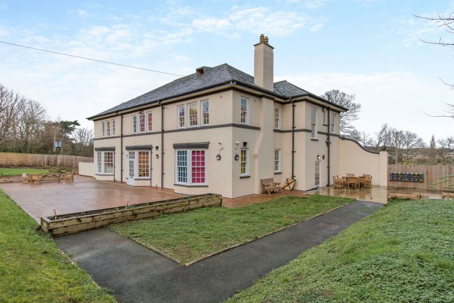 Tal y Fan, Gwynfryn, Nantglyn Road, Denbigh LL16 4ST 4