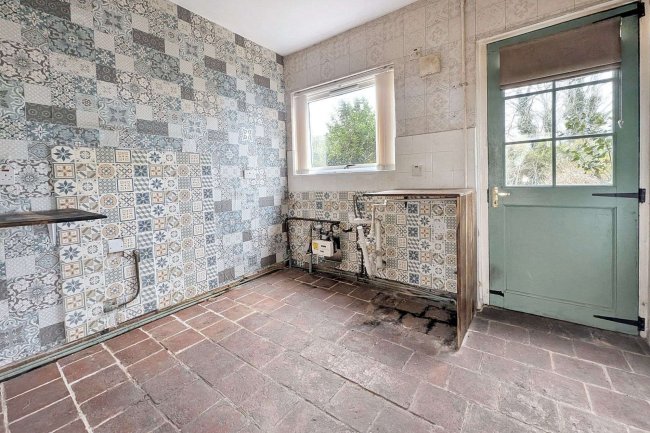 47 Brookside, Carlisle, CA2 7JR 9