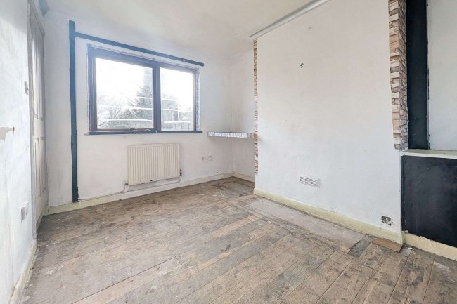 25 Manor Place, Carlisle, CA2 4LP 2