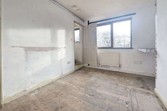 25 Manor Place, Carlisle, CA2 4LP 2