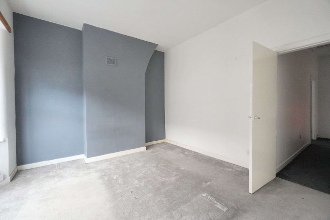 11 Beamont Street, Widnes, Cheshire, WA8 0DP 4