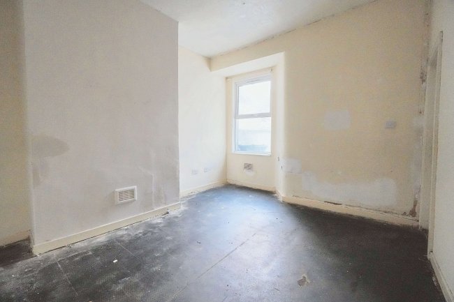 11 Beamont Street, Widnes, Cheshire, WA8 0DP 4