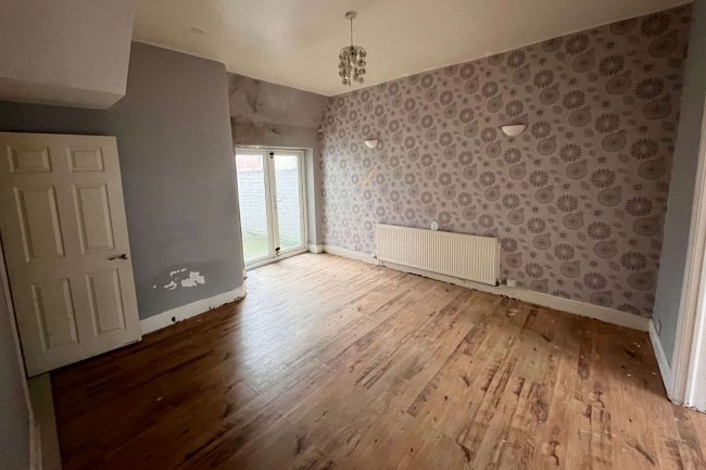 49 Egerton Road, Blackpool, FY1 2NP 1