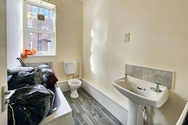 Flat 1 – 5, 4 Manley Road, Whalley Range, Manchester, M16 8PN 4