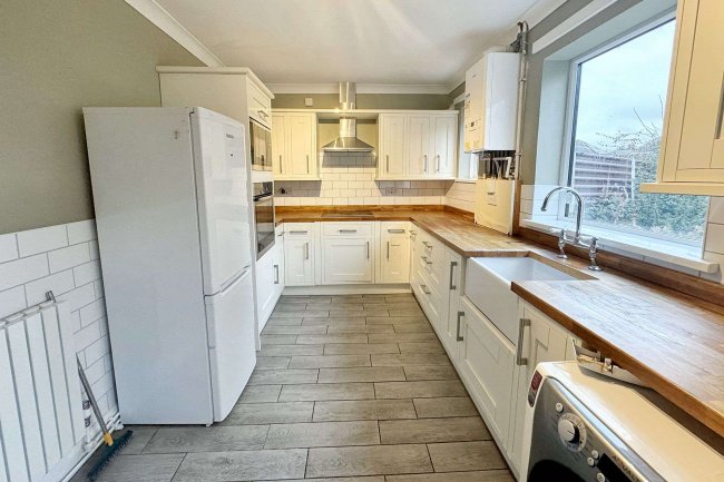 45 South Road, Moorends, Doncaster, DN8 4PZ 10