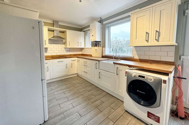 45 South Road, Moorends, Doncaster, DN8 4PZ 10