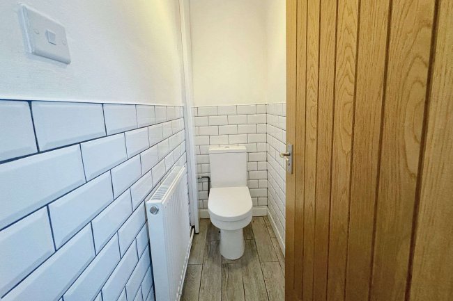 45 South Road, Moorends, Doncaster, DN8 4PZ 10