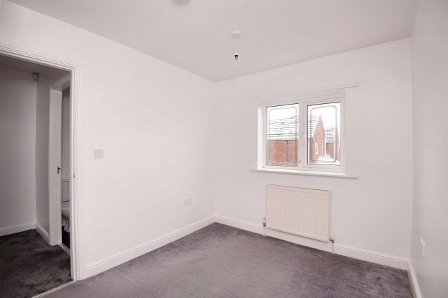 17 Haslemere Court, Bentley, Doncaster, DN5 9GD 10