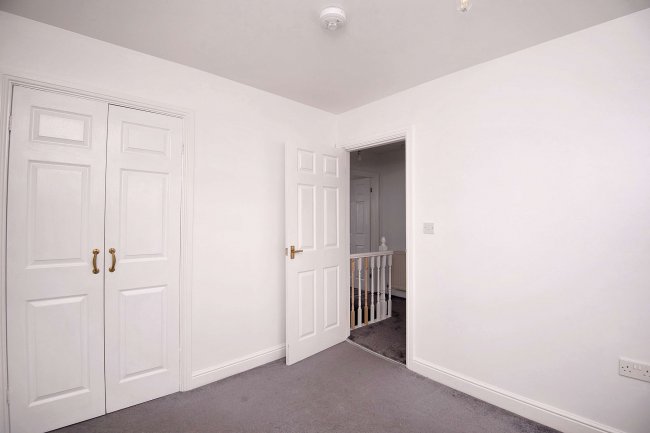 17 Haslemere Court, Bentley, Doncaster, DN5 9GD 10