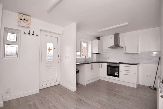 17 Haslemere Court, Bentley, Doncaster, DN5 9GD 10