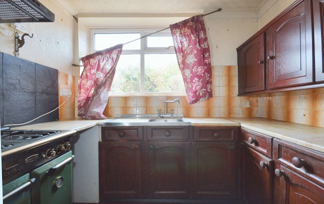 23 Wamburg Road, Canvey Island, SS8 8JR 3