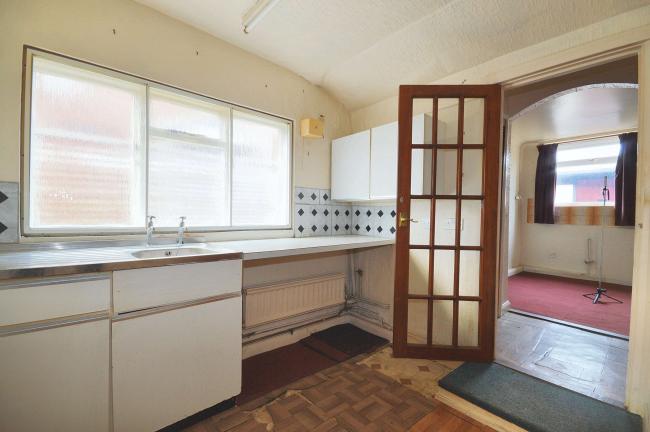 23 Wamburg Road, Canvey Island, SS8 8JR 3