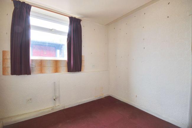 23 Wamburg Road, Canvey Island, SS8 8JR 3