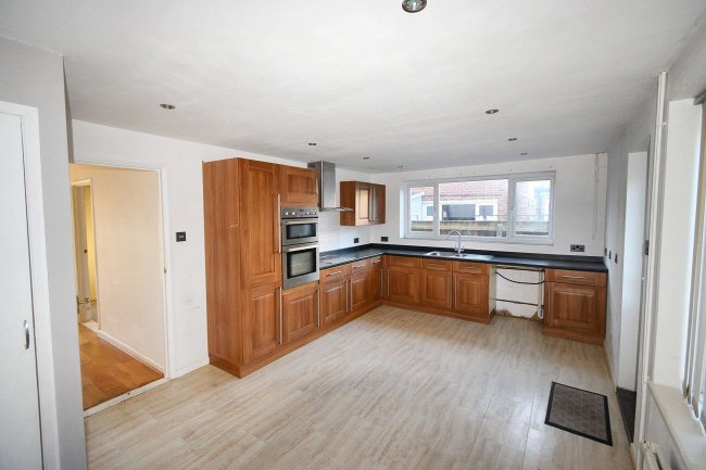 54 Lonsdale Close, Ipswich, IP4 4HD 3