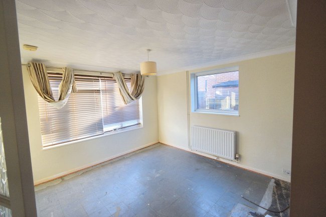 54 Lonsdale Close, Ipswich, IP4 4HD 3