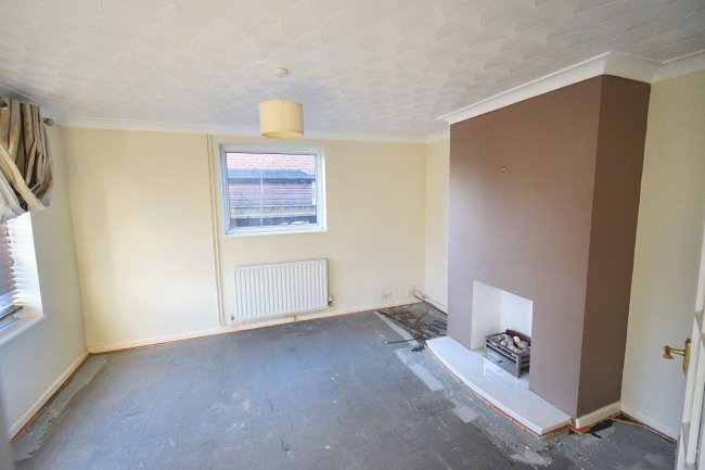 54 Lonsdale Close, Ipswich, IP4 4HD 3