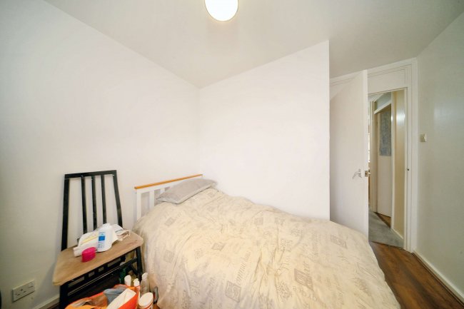 338 Melbourne Court, Holdbrook South, Waltham Cross, Hertfordshire, EN8 7SP 2